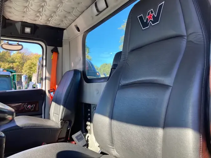 2021 WESTMOR INDUSTRIES, LLC 4700SB