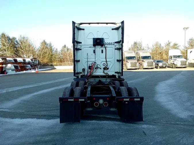 2020 Freightliner Cascadia