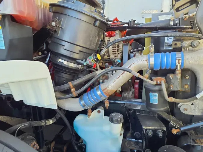 2019 FREIGHTLINER/MERCEDES M2 106