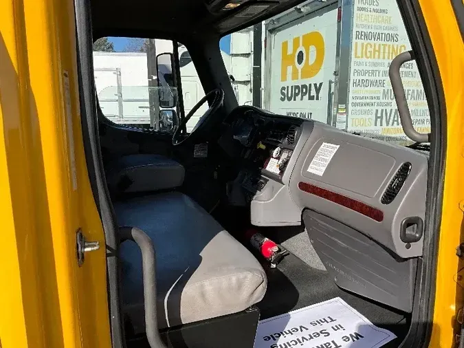 2018 Freightliner M2