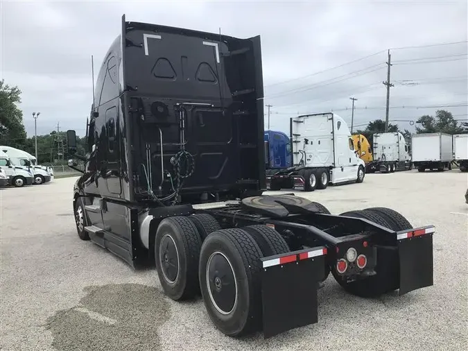 2021 FREIGHTLINER CA126