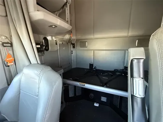 2018 KENWORTH T680