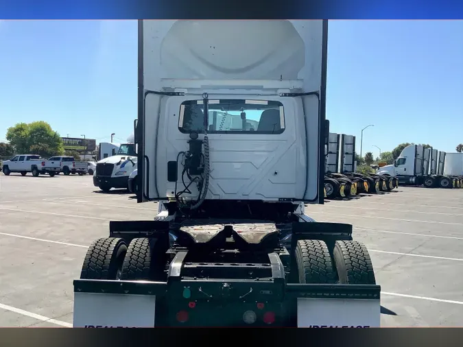 2022 INT LT625 4x2