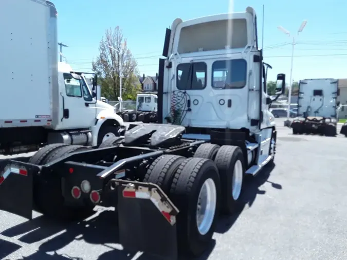 2019 FREIGHTLINER/MERCEDES CASCADIA 125