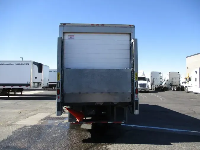 2018 FREIGHTLINER/MERCEDES M2 106