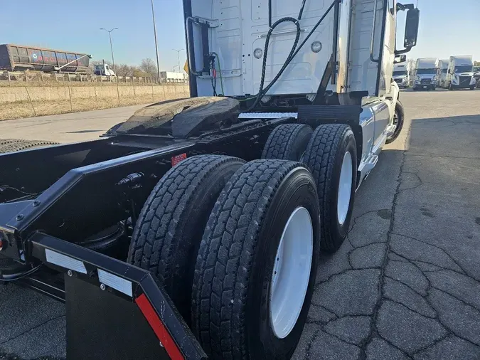 2021 VOLVO VNL64T8609dcdfa056eea1c37789d04987f3cb36d