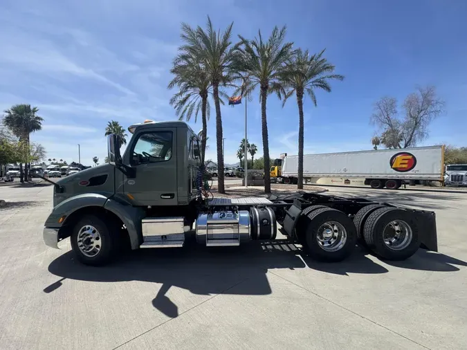 2021 Peterbilt 579