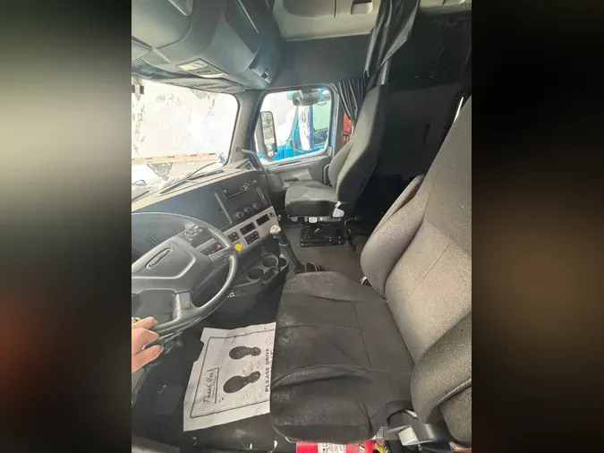 2018 FREIGHTLINER/MERCEDES NEW CASCADIA PX126649dd0e837120278f9283ef94625a720de