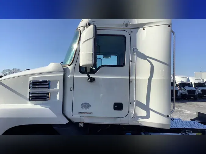 2019 Mack Anthem