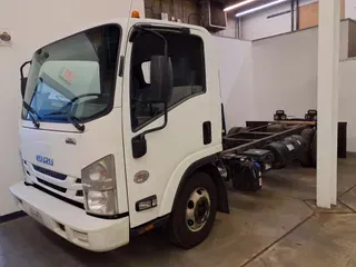 2019 ISUZU NPR