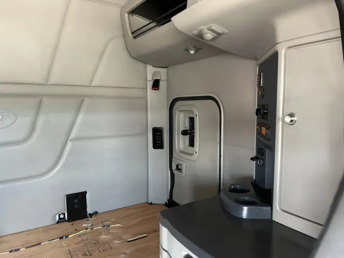 2021 Peterbilt 579