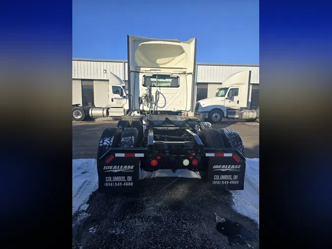 2020 International LT625