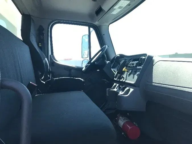 2019 Freightliner M2