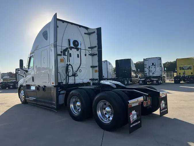2021 Freightliner Cascadia