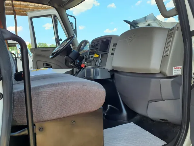 2018 NAVISTAR INTERNATIONAL 4300