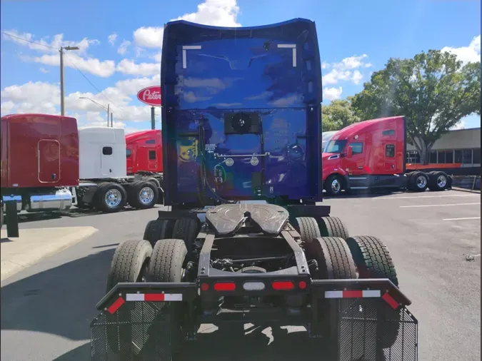 2022 Peterbilt 579