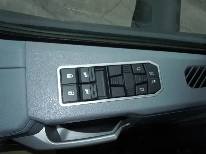 2026 MACK Pioneer Daycab9de845de988c5af8f5680778297c3c68