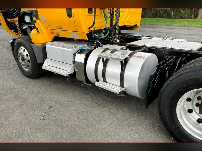 2019 INT LT625 6x4