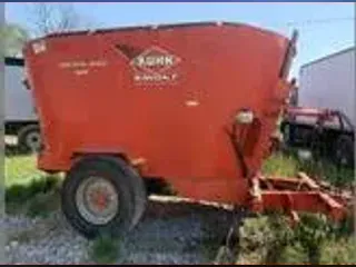 0 Kuhn Knight 5144