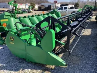 2010 John Deere 635F
