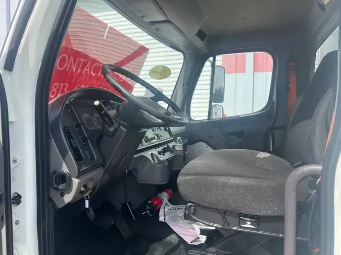 2018 FREIGHTLINER/MERCEDES M2 106