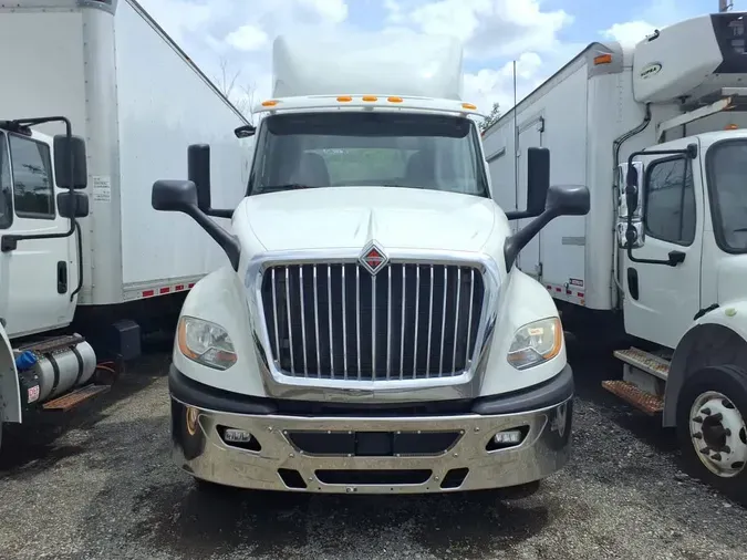 2019 NAVISTAR INTERNATIONAL LT625 DAYCAB T/A