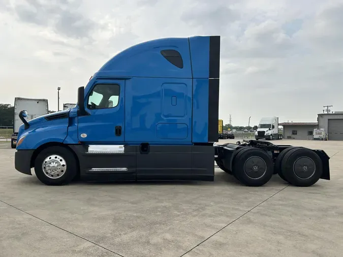 2022 Freightliner Cascadia