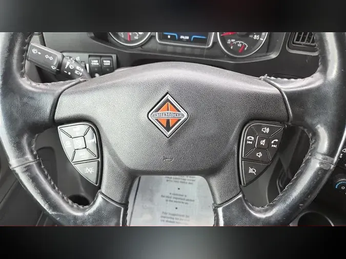 2022 INTERNATIONAL LT