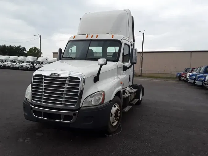 2013 FREIGHTLINER/MERCEDES CASCADIA 1259df58da2fb8d66489370578c97b58180