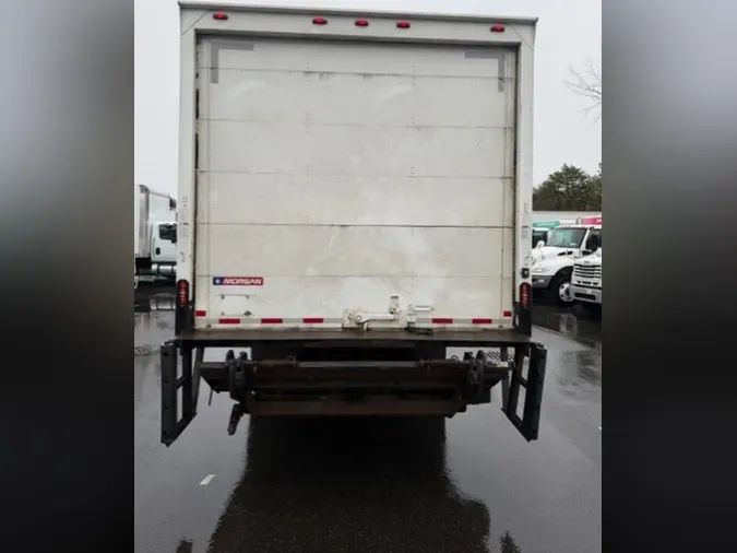 2018 FREIGHTLINER/MERCEDES M2 106