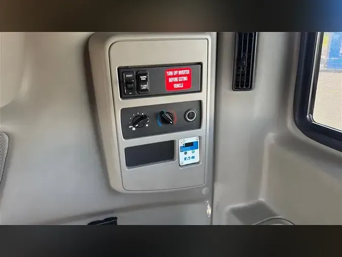 2022 INTERNATIONAL LT625