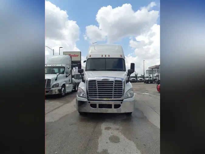 2018 FREIGHTLINER/MERCEDES CASCADIA 125