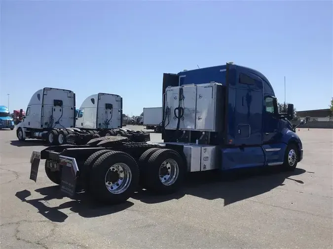 2021 KENWORTH T680