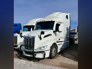 2023 PETERBILT 579