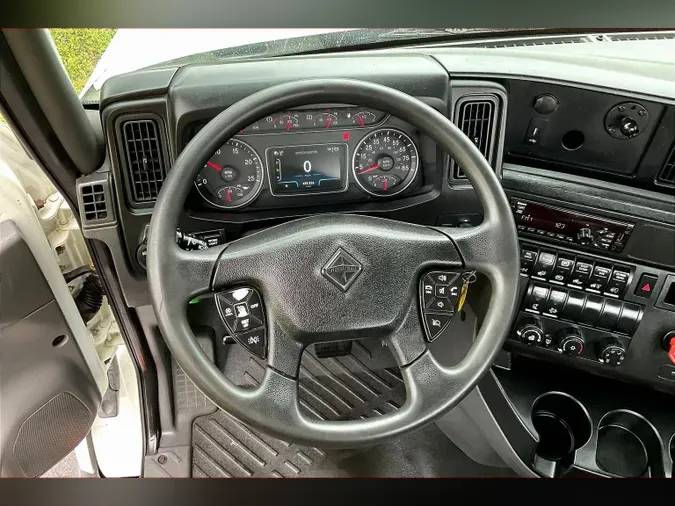2021 INT LT625 6x4