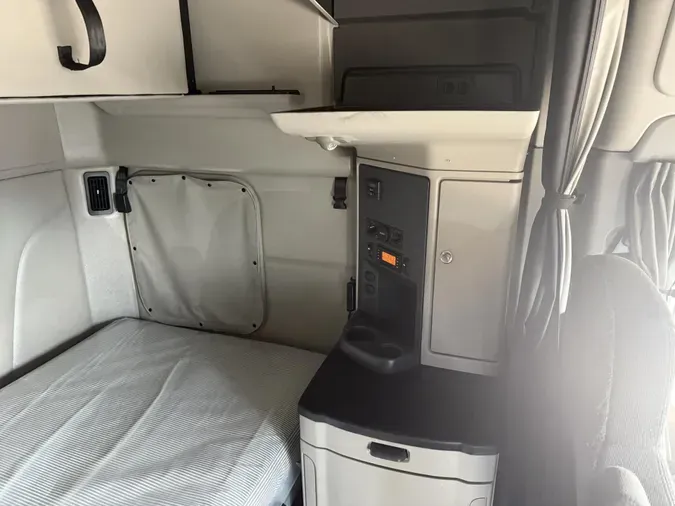 2021 Peterbilt 579