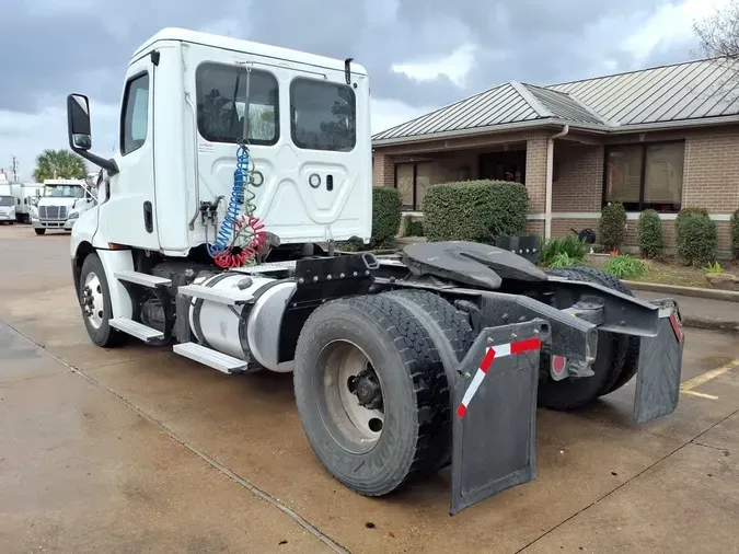 2020 FREIGHTLINER/MERCEDES NEW CASCADIA 1269e056d1480c4c5586f1f0ee26f3eb1cb