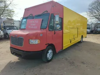 2017 FRTLR CUSTOM CHASSIS CORP MT-55 WALK-IN