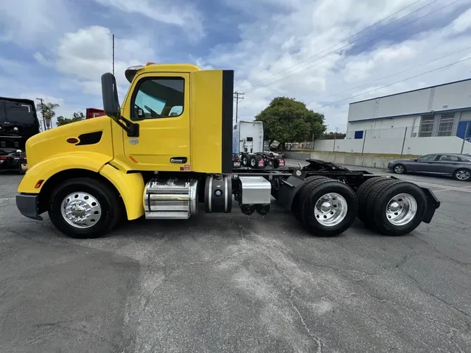 2021 Peterbilt 579