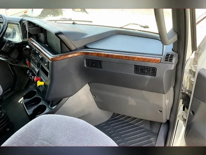 2021 INT LT625 6x4