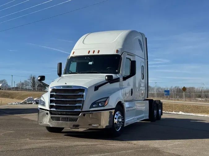 2023 FREIGHTLINER Cascadia 1269e0fa60d732738e73ae370e2bfe60eba