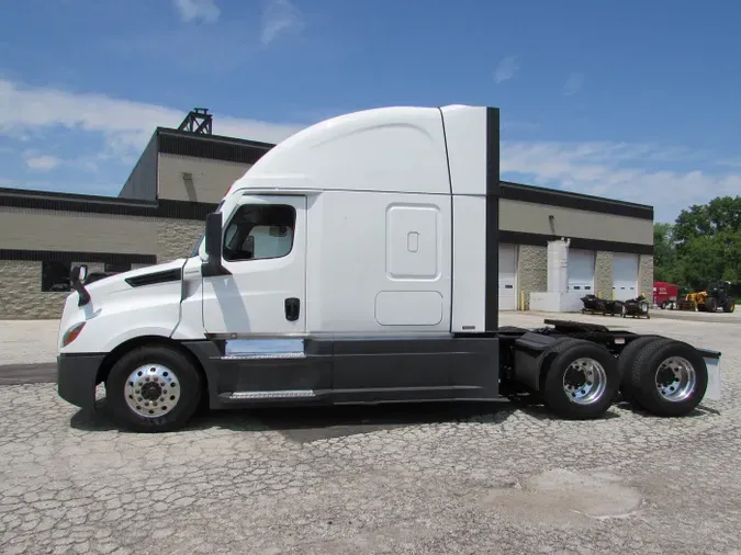2023 Freightliner Cascadia