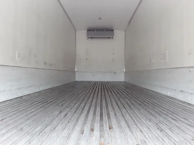 2019 FREIGHTLINER/MERCEDES M2 106