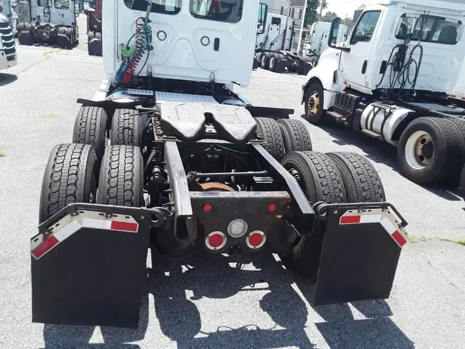 2018 FREIGHTLINER CASCADIA 125