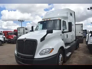 2021 INTERNATIONAL LT
