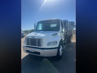 2016 FREIGHTLINER/MERCEDES M2 106