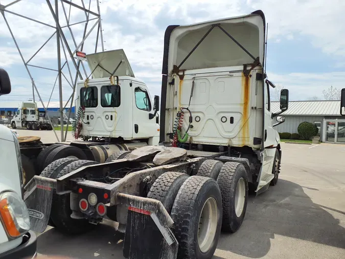 2018 FREIGHTLINER/MERCEDES NEW CASCADIA PX12664