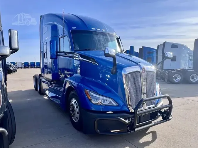 2022 KENWORTH T680