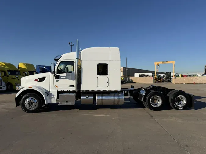 2021 Peterbilt 567