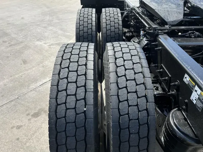 2020 Peterbilt 567